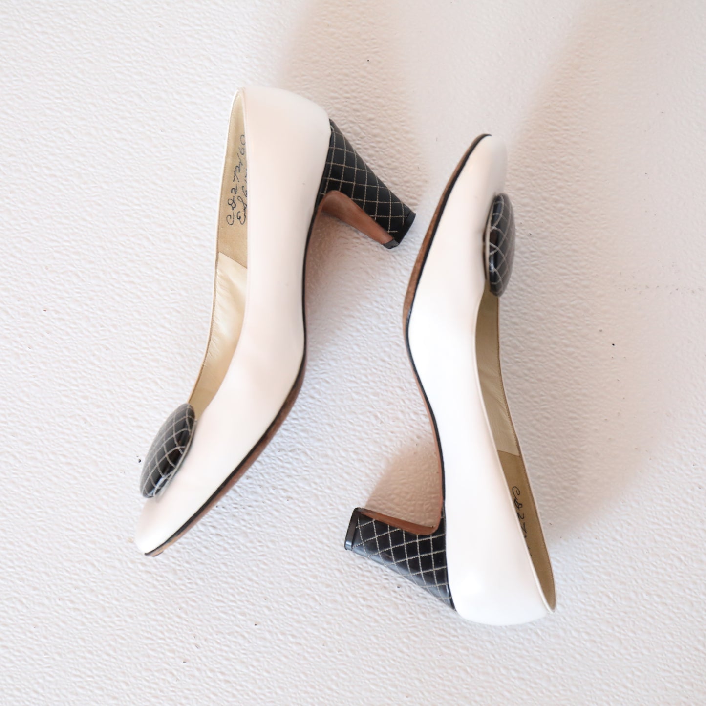 Vintage Delman Black & White Pumps