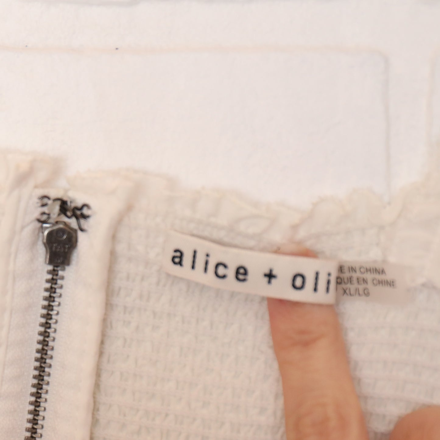 Alice + Olivia White Crinkle Stretch Cropped Top