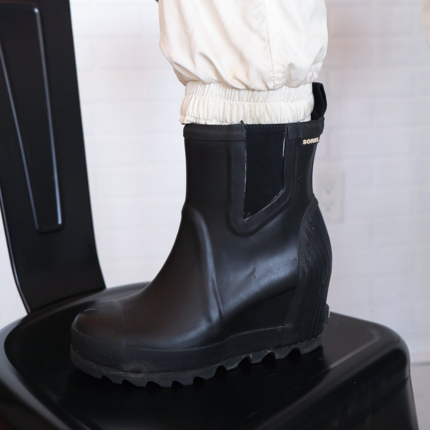 Sorel Black Wedge Waterproof Rain Boots