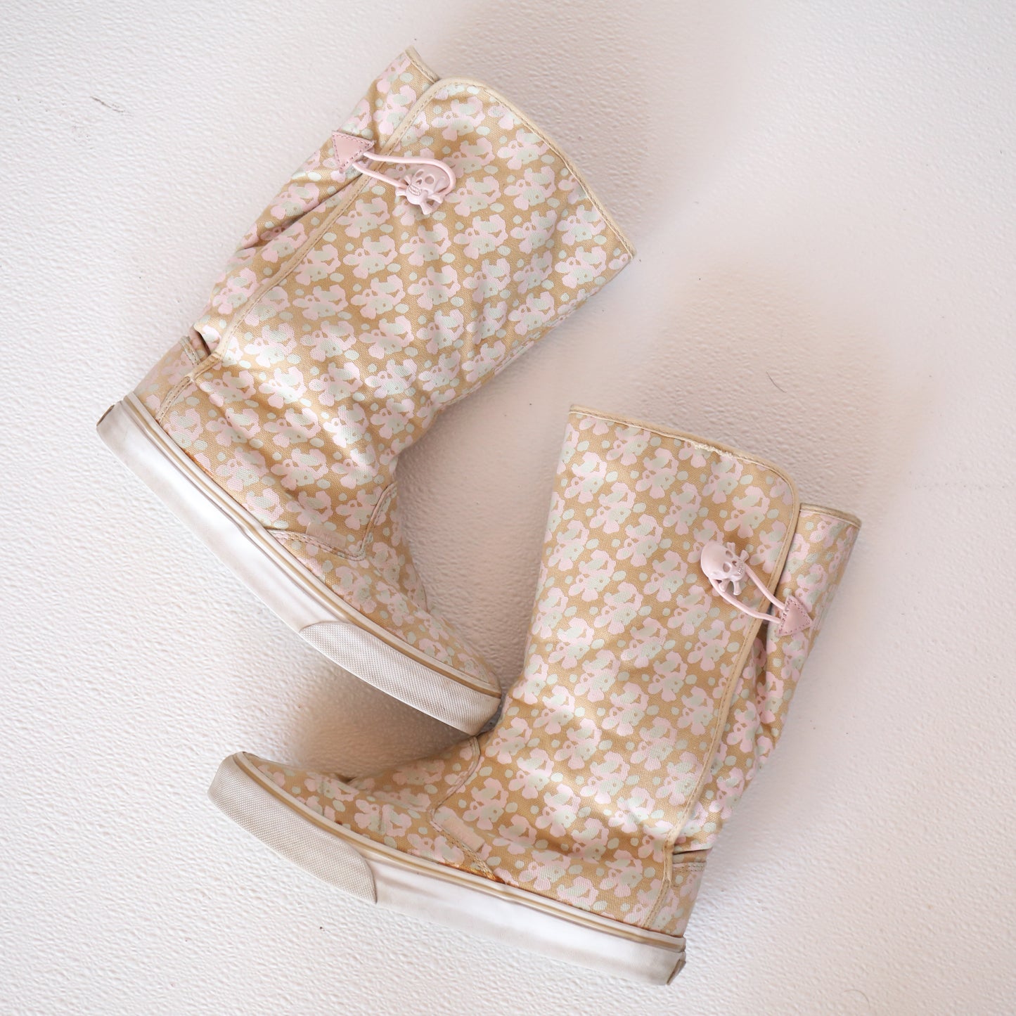 Vans Floral Pull On Boots Size 7.5
