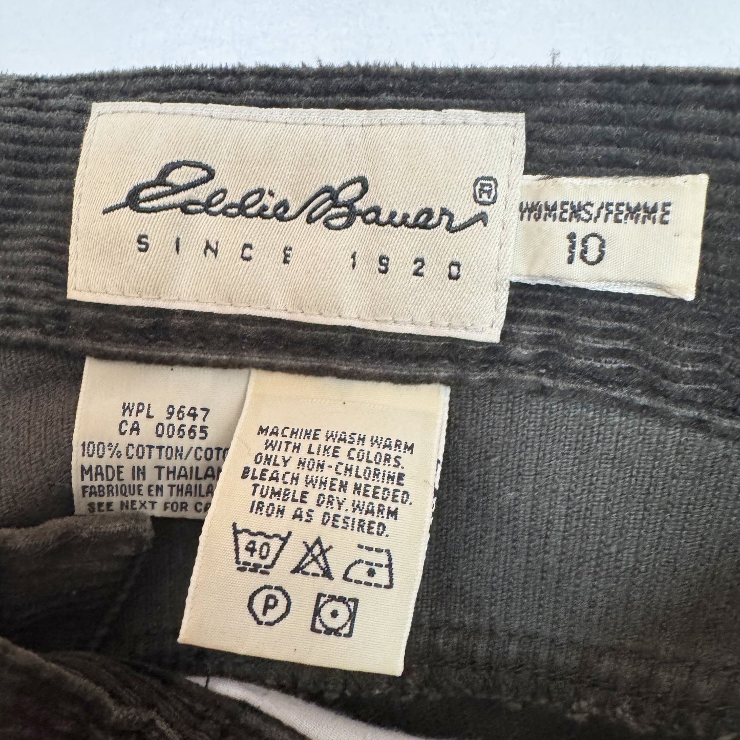 Vintage Eddie Bauer 1990s Green Corduroy Pants / Jeans