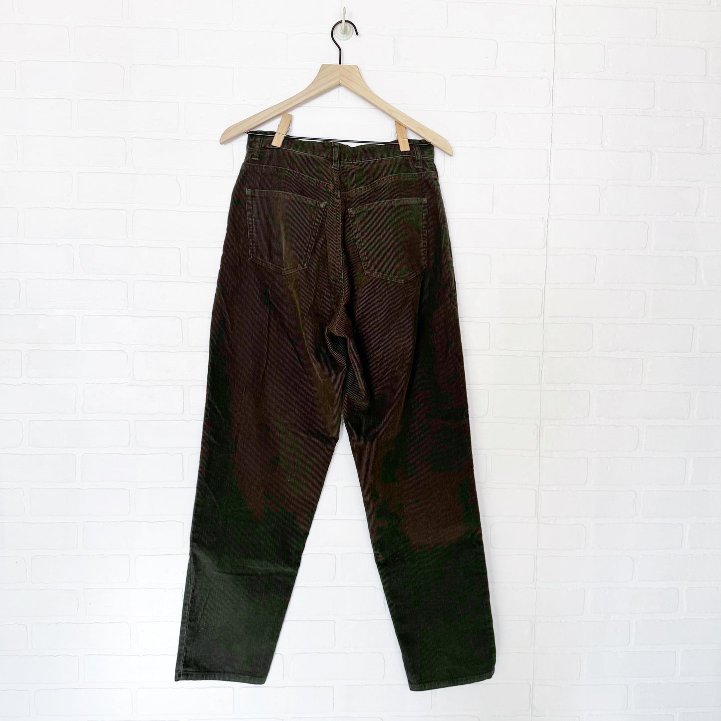 Vintage Eddie Bauer 1990s Green Corduroy Pants / Jeans