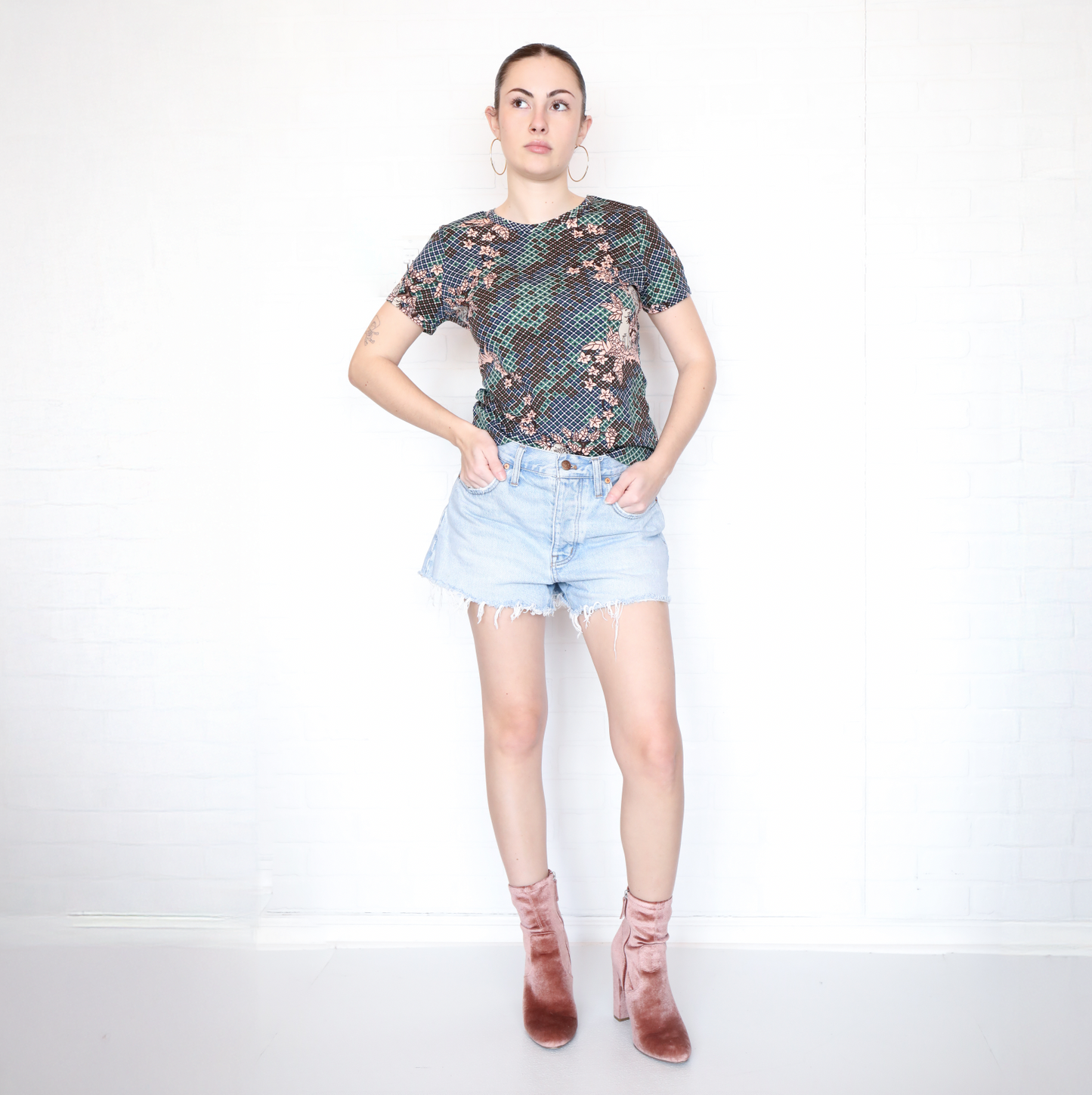 Madewell Relaxed Fit Denim Cut Off Button Fly Shorts