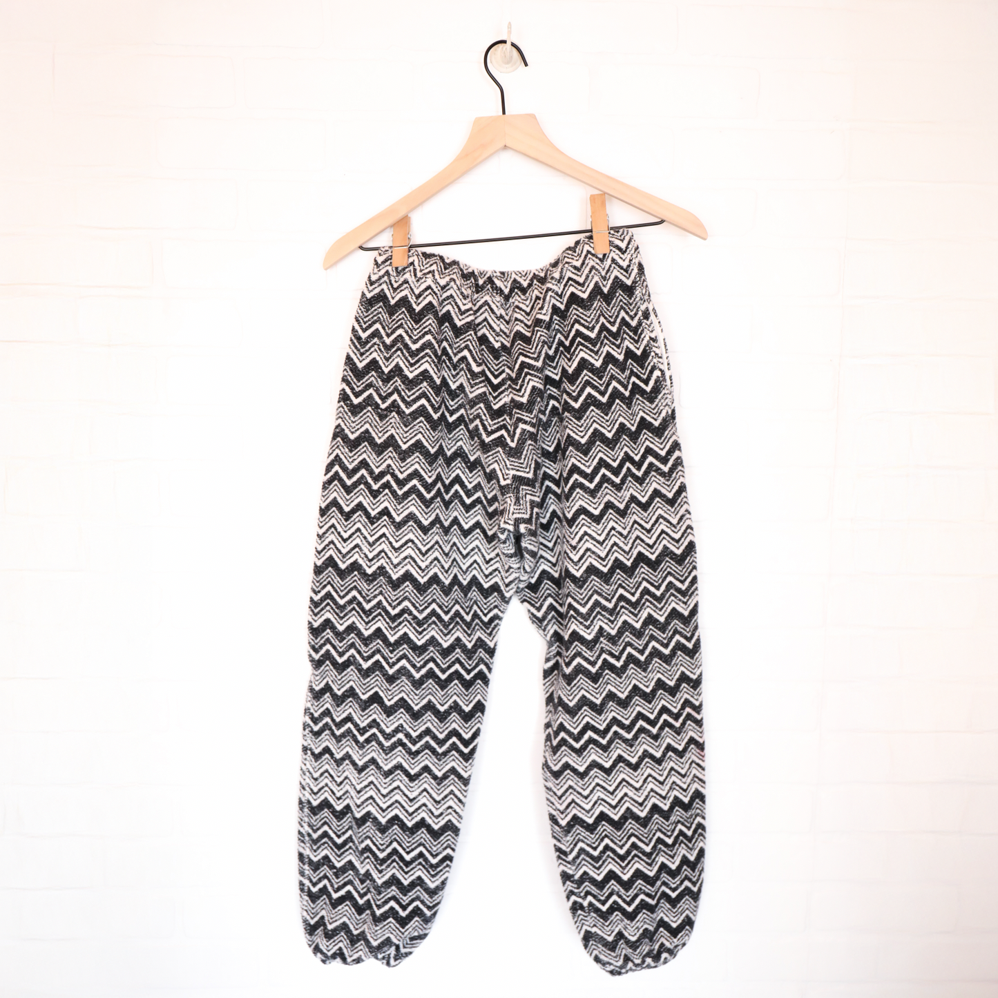 Missoni Black & White Zig Zag Stripe Patterned Sweatpants