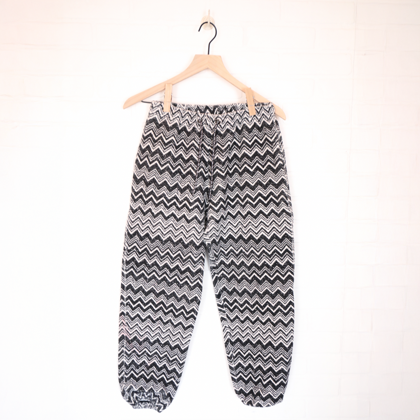 Missoni Black & White Zig Zag Stripe Patterned Sweatpants